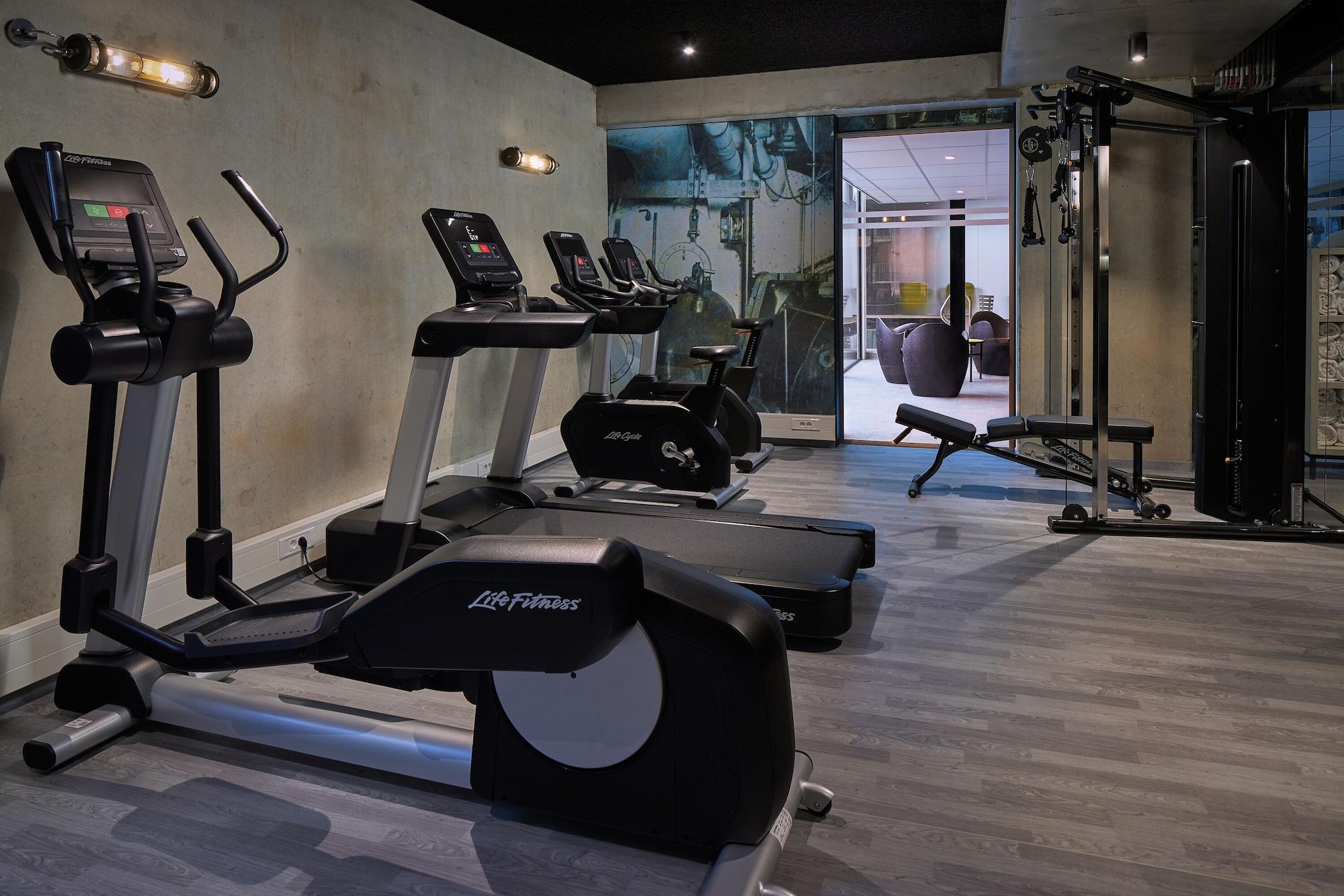 Inntel Hotels Amsterdam Landmark Kültér fotó Life Fitness Elípticals